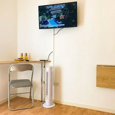 Close To Insa With Parking Space * Villeurbanne