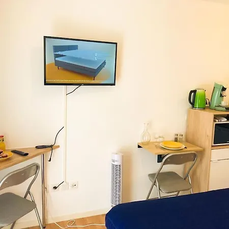 Close To Insa With Parking Space Villeurbanne